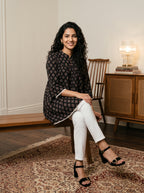 Women's Black Printed Cotton Top